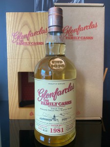 Glenfarclas 1981 36 Years Old 2017 Bottling Family Cask 1606 54.6%abv Limited Edition of 523 bottles