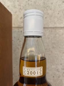 Glenlivet 52 Year Old 1949 Vintage 2001 Bottling First Fill Sherry Butt Gordon & MacPhail Single Malt Scotch UK version (Whiskybase -92)
