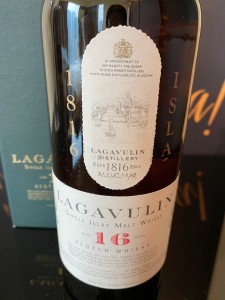 Lagavulin White Horse 16 Years Old circa 1980s Golden Print Version